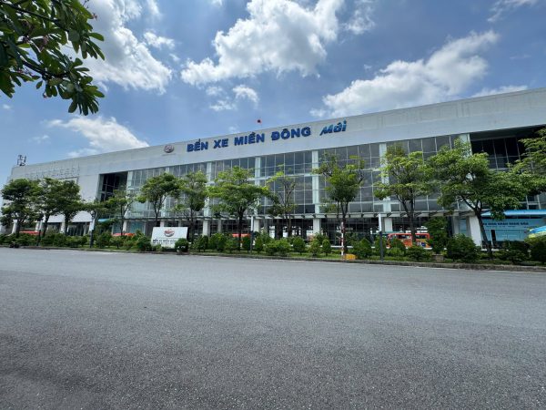 New Mien Dong Bus Station
