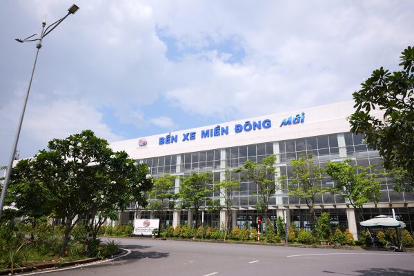 New Mien Dong Bus Station