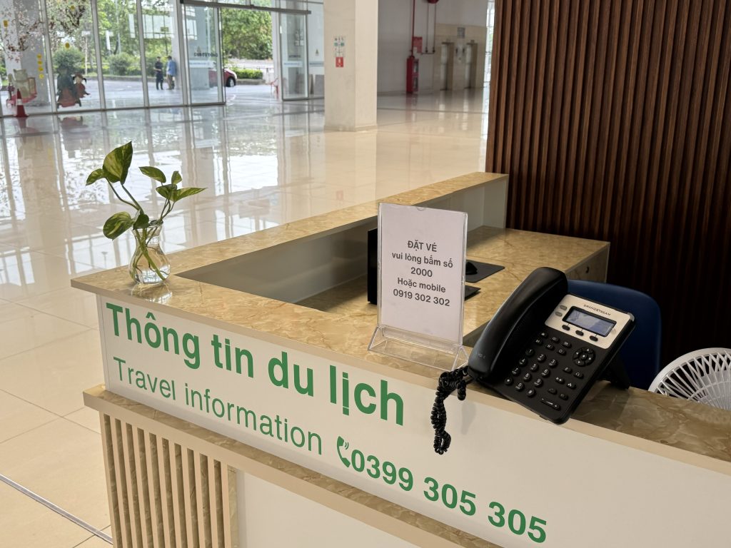 Điện thoại bàn tư vấn miễn phí