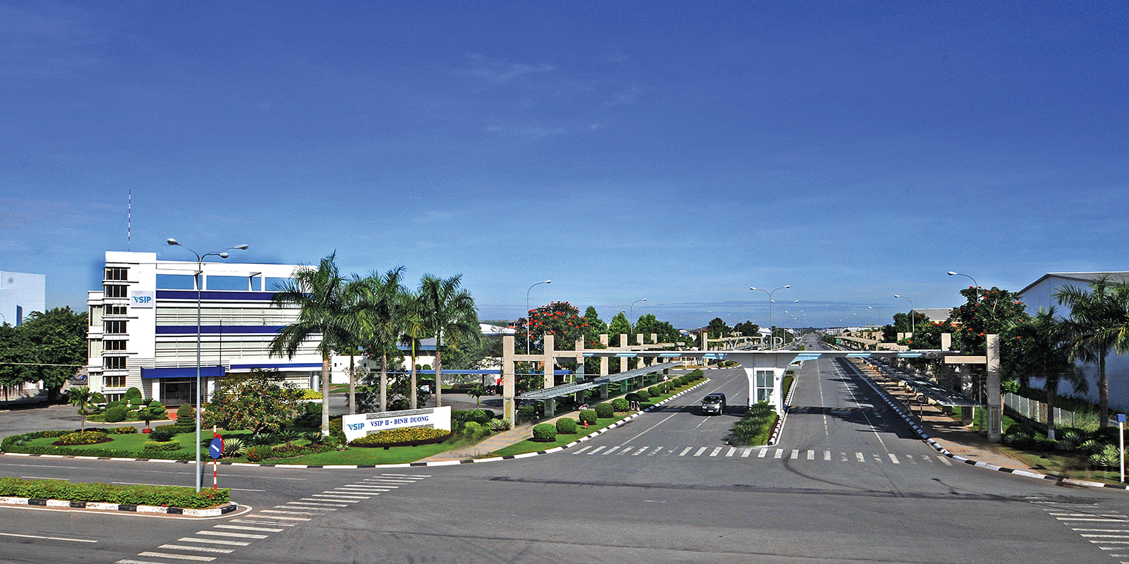 Industrial Park VSIP 1 Binh Duong has a bus stop for bus route 61-77