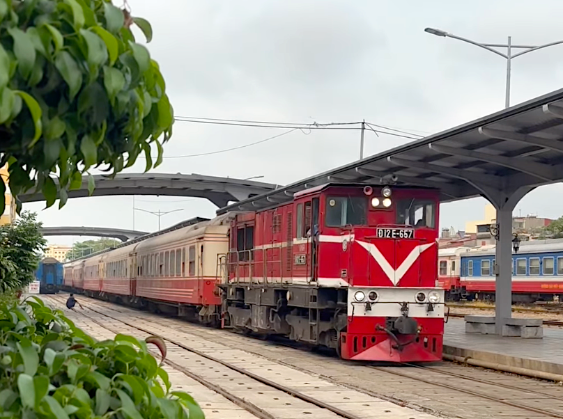 Train HP2