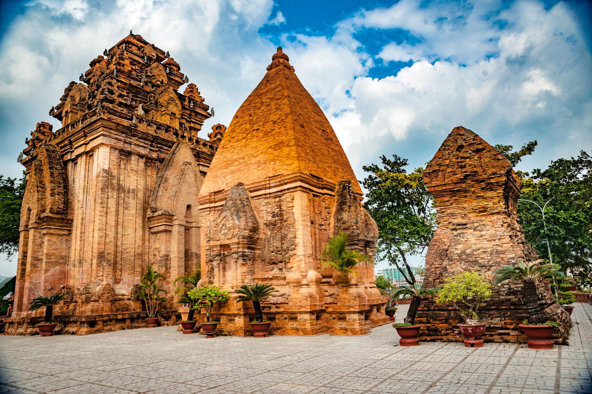 Tháp Bà Ponagar Nha Trang