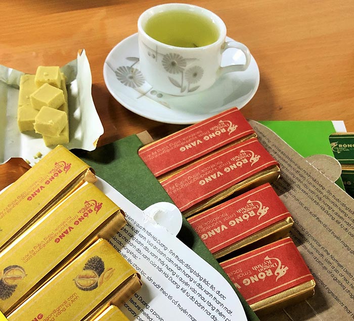 Vietnamese mung bean cake
