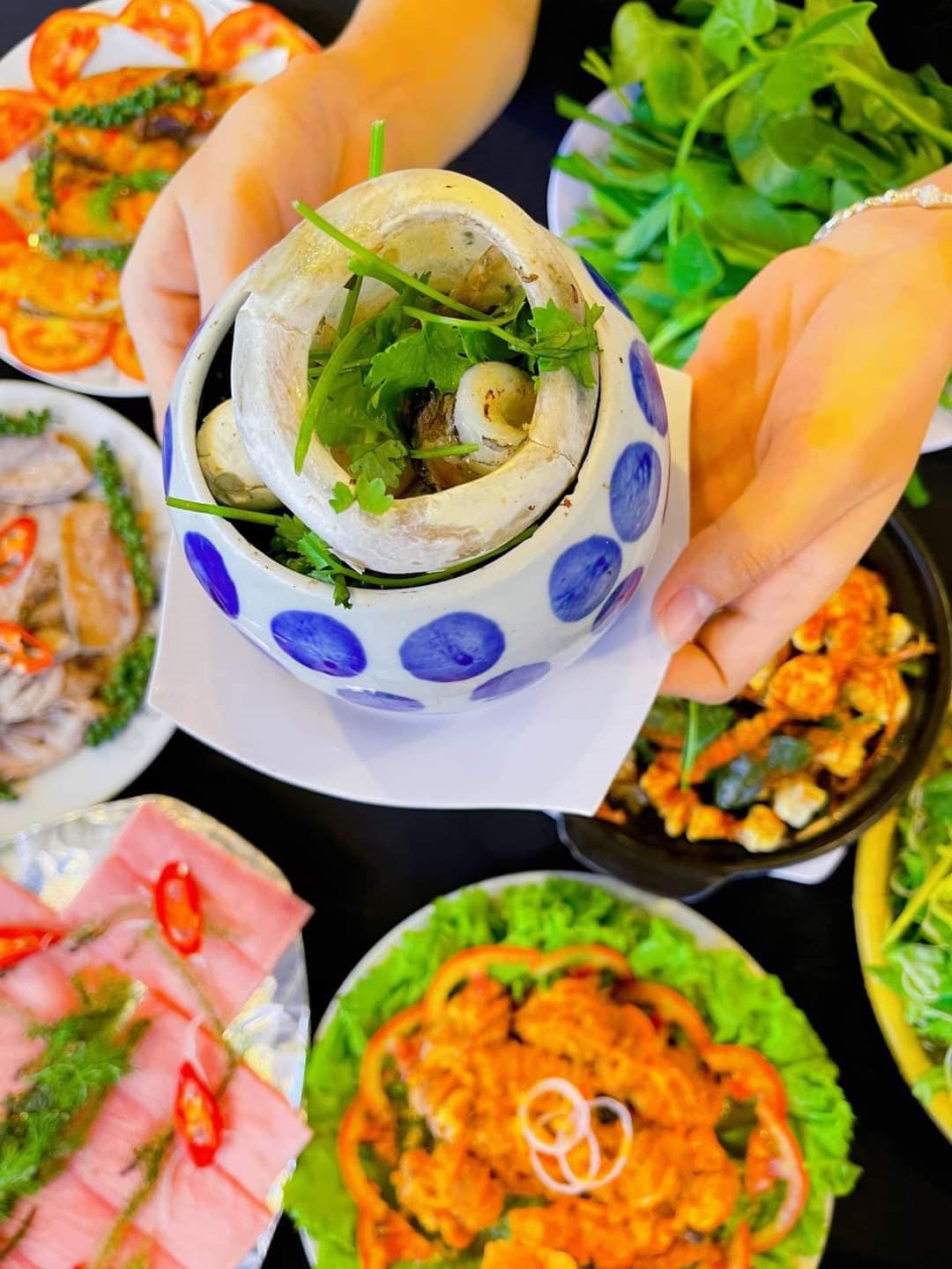 Mắt cá ngừ đại dương món ăn đặc biệt cần thử khi đến Phú Yên