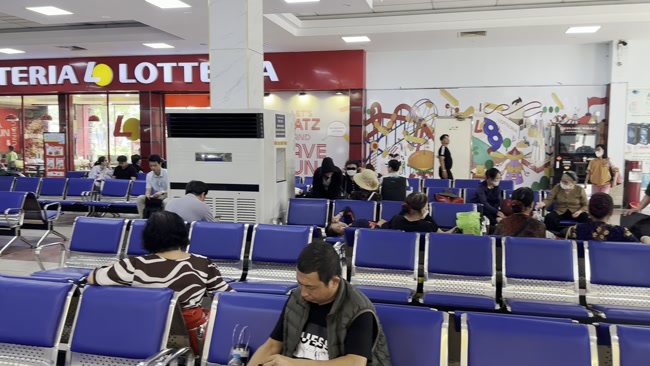 Passengers waiting for a train at Long Khanh Railway Station