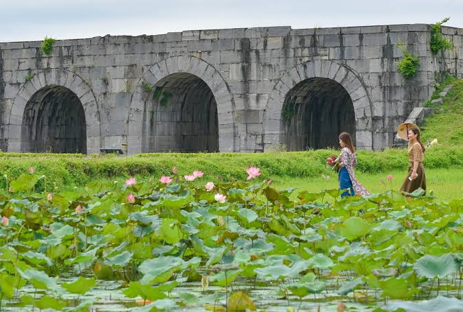 Khung cảnh yên bình của Thành nhà Hồ - Thanh Hóa