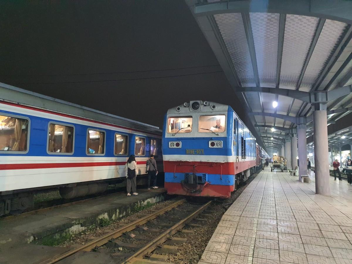 Vé tàu Vinh Long Khánh