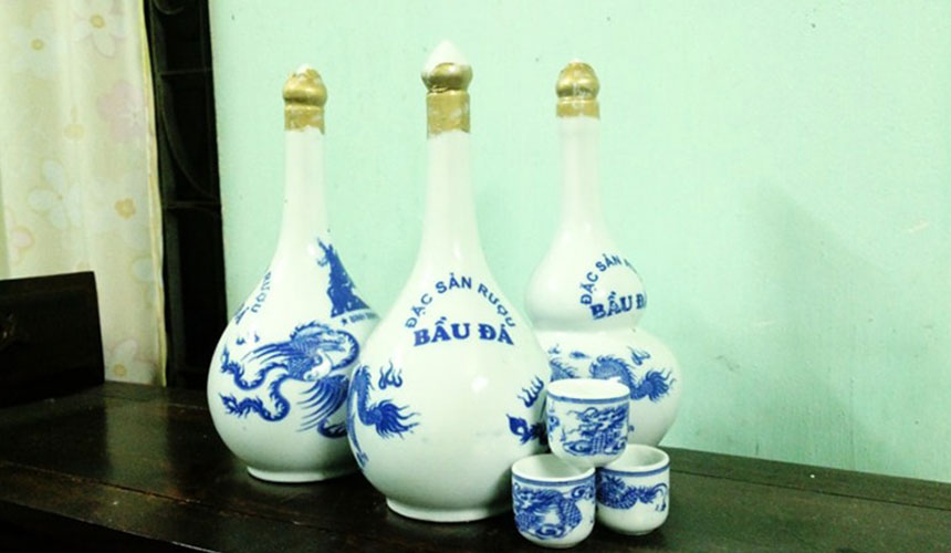 Rượu Bàu Đá