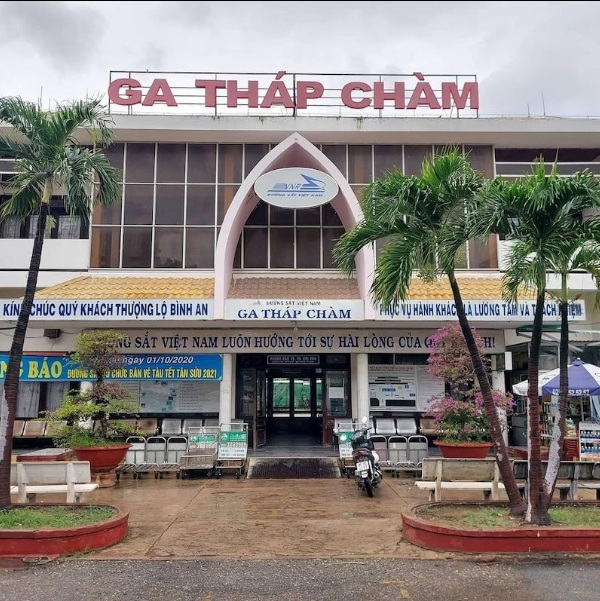 Vé tàu Long Khánh Tháp Chàm